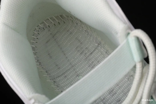 GREEN” “BARELY MORE UPTEMPO NIKE AIR 917593-300 1112